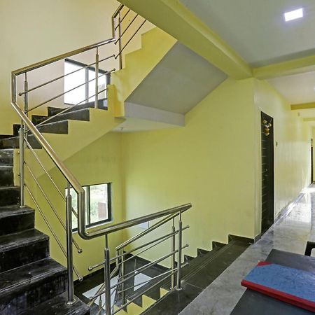 Hotel O Om Sai Residency Lodging And Boarding Taloje Budrukh Dış mekan fotoğraf